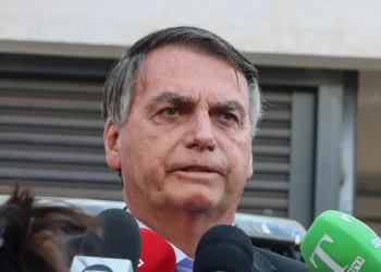 Polícia Federal liga ex-presidente Jair Bolsonaro a esquema que desviou mais de R$ 25 milhões de reais
