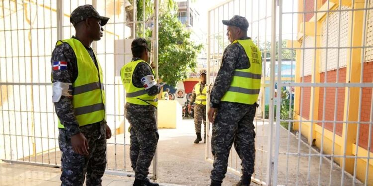 Português preso na República Dominicana por sequestrar e explorar sexualmente quatro meninas menores