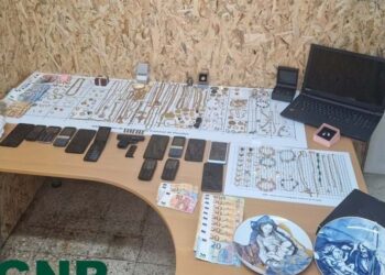 Caiu no conto do vigário “falsos feitiços de amor” bruxaria levam mais de um milhão de euros de “bobos”