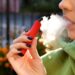 Fumo passivo. ‘Vapes’ são menos prejudiciais do que o cigarro tradicional