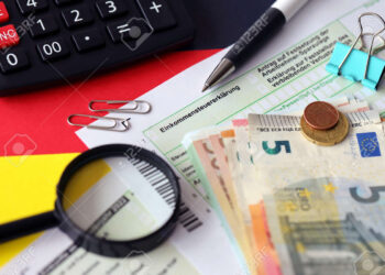 Primeiro lugar nos impostos, e penúltimo na prestação de serviços públicos. Portugueses trabalham 6 meses só para pagar impostos