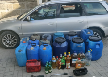 Ladrões de óleo alimentar usado tinha chave falsa para abertura dos (Oleões, recepiente utilizado para recolha do óleo)