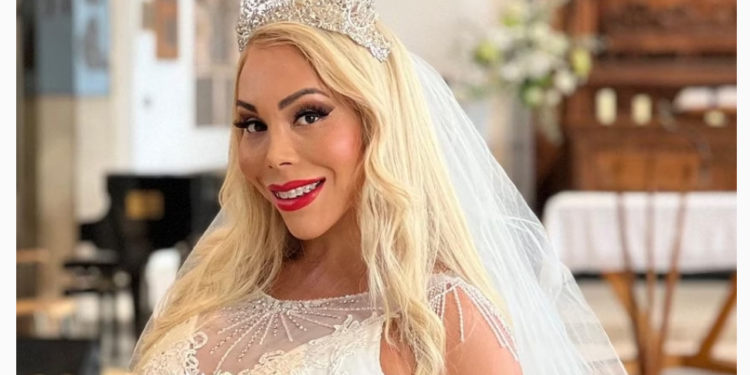 Influencer que casou consigo mesma agora quer divórcio