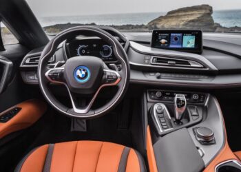 Homem compra BMW no valor de 65 mil euros com cheque de 65 euros