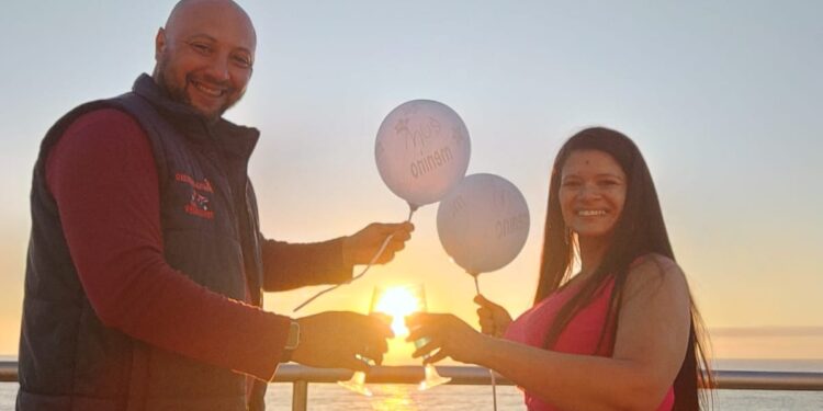 Brasileira de 37 anos grávida de 6 meses perde bebê em Hospital Geral de Cascais “Negligência e erro médico” casal vai processar hospital