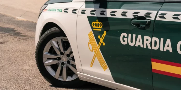 Criança de 11 anos morre após ser esfaqueada em campo na Espanha