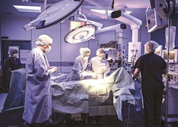 Nos Açores, até junho desse ano quase 11 mil utentes  aguardavam  por uma cirurgia