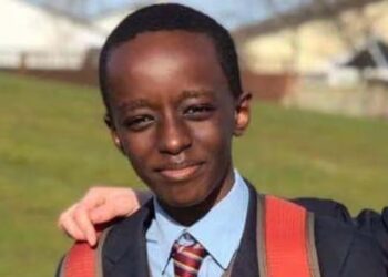 Divulgada fotografia do suspeito que matou menina portuguesa e duas colegas no ataque à faca em Southport