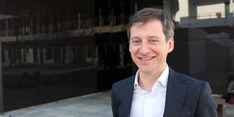 Discreto e resrvado, Rui Armindo Freitas Secretário de Estado da Presidência é o membro mais rico do Governo