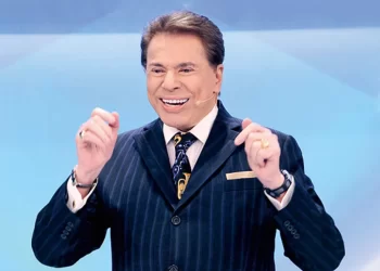 Brasileiros em Portugal sentem a morte de Silvio Santos, dono da rede de televisão SBT