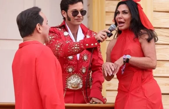 “Casou 18 vezes” De lingerie vermelha, Gretchen se casa no Rock In Rio