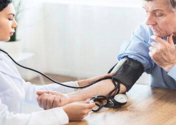 Brasil tem 30% dos óbitos por problemas cardíacos e quase 50% da população está hipertensa