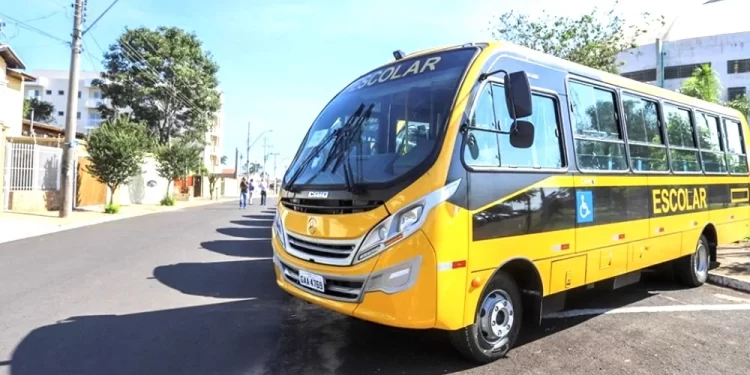 Justiça condena município a indenizar criança que foi  esquecida dentro de  ônibus escolar por mais de 8 horas