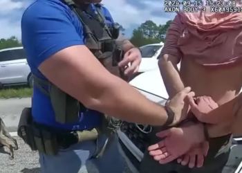 Homem é acusado de tentativa de assassinato contra Trump em campo de golfe na Flórida