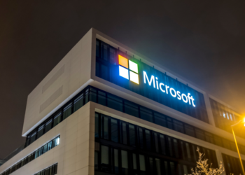 Microsoft anuncia investimento de R$ 14,7 bi ao longo de 3 anos em infraestrutura de nuvem e IA e treinamento para capacitar 5 milhões de brasileiros