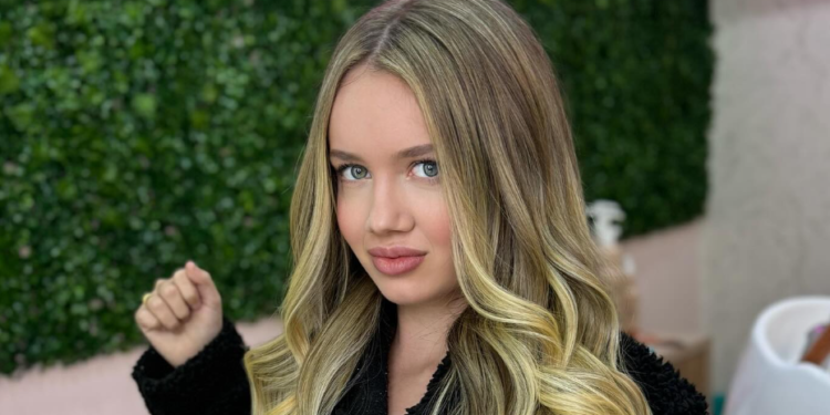 Jovem de 19 anos anuncia sua virgindade na internet em rifa que custa 0,47 centavos