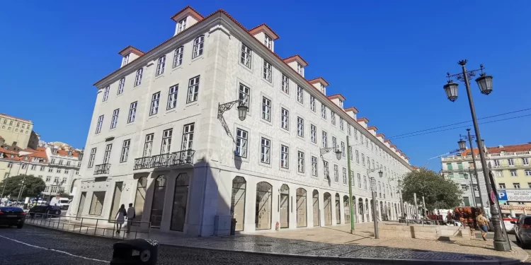 Zara inaugura uma das maiores lojas do mundo em Lisboa