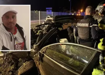 Quatro brasileiros morrem em acidente com carro a 180 km/h em rodovia da França