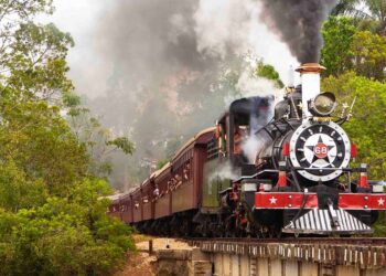 Os 10 destinos mais procurados por turistas em Minas Gerais; confira