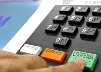 Mais de 16 milhões de pessoas vão às urnas neste domingo em Minas Gerais