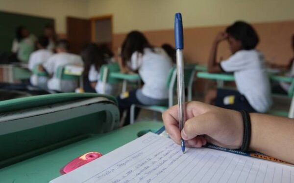 Cadastro Escolar 2025 para quem deseja estudar na rede pública de ensino de Minas Gerais começa nesta terça-feira (1/10)