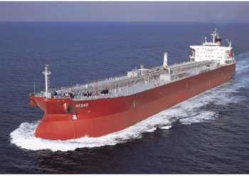 Rússia usa “frota fantasma” de navios petroleiros  para tentar escapar de sanções impostas pela comunidade internacional