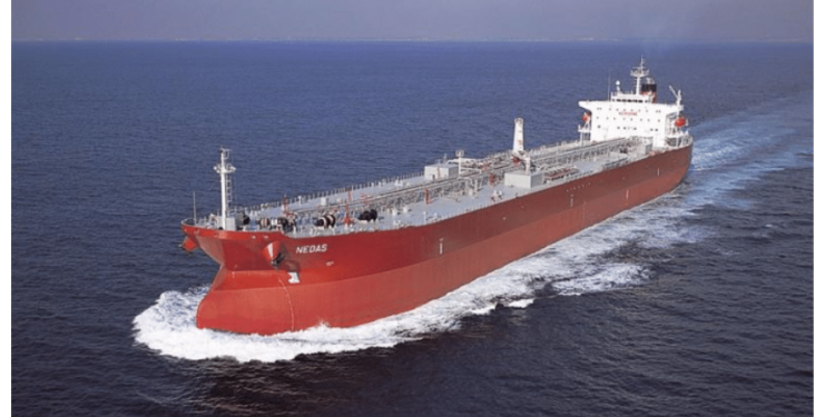 Rússia usa “frota fantasma” de navios petroleiros  para tentar escapar de sanções impostas pela comunidade internacional