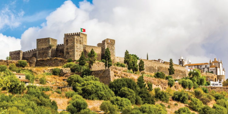 Portugal: 7 castelos imperdíveis para visitar no Alentejo
