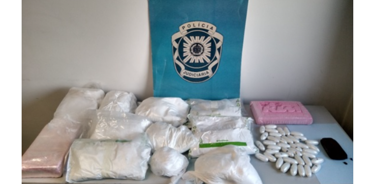 Portugal: PJ detém casal de empresários com forte esquema de participação em rede de tráfico de drogas no Porto