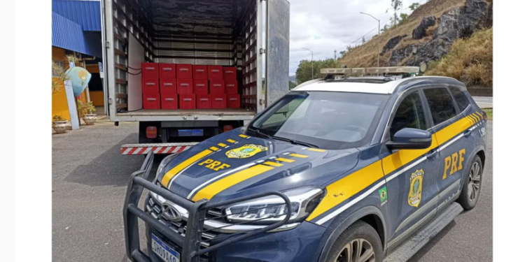 PRF recupera caminhão furtado com bebidas avaliadas em R$ 200 mil em Ribeirão das Neves