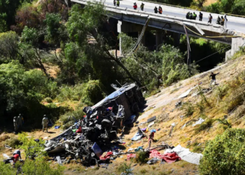 Acidente com ônibus mata 19 pessoas no México