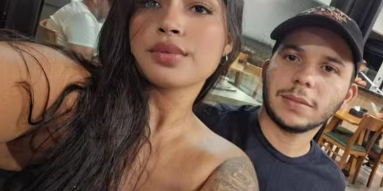 Grávida de 4 filhos: Casal descobre que vai ter quadrigêmeos; detalhe: eles já têm 3 filhos