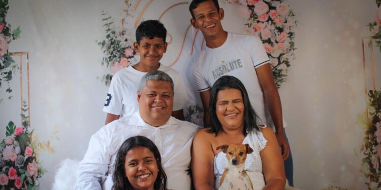 Marquim do Zé Nenem é eleito prefeito de Tarumirim (MG)