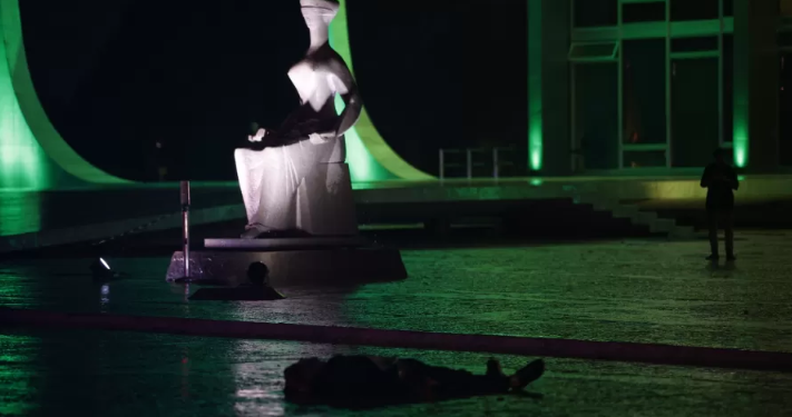 Homem de 59 anos detona explosivos no Supremo Tribunal Federal (STF) e morre em seguida