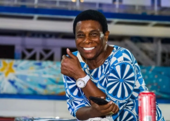 Neguinho da Beija-Flor anuncia saída do Carnaval após 50 anos