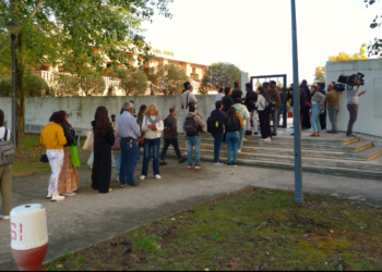 Imigrantes não estão comparecendo aos agendamentos noturnos da AIMA. Atendimento tem acontecido até as “10 horas da noite”