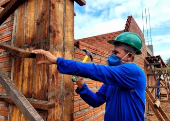 Taxa de desemprego recua em 7 estados no terceiro trimestre, diz IBGE