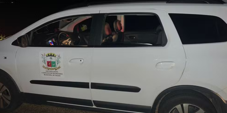 Motorista de 45 anos transporta drogas em carro de Secretária de Saúde e acaba detido em Minas Gerais