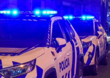 Mistério: Mãe e filho são encontrados mortos dentro de casa em Lisboa. Polícia afirma que não há indícios de crime