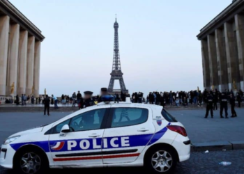 Última hora: Oito brasileiros são presos na França com AR CPLP. Sete foram deportados diretamente para o Brasil