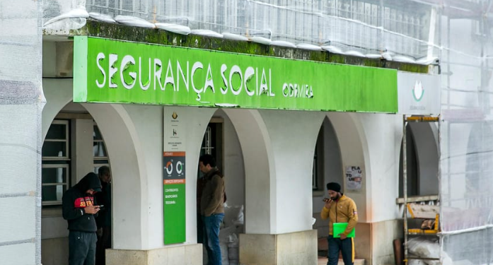 Justiça determina que  Segurança Social emita NISS para imigrantes sem residência em Portugal