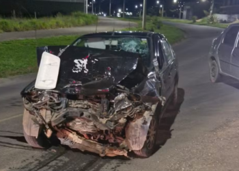 Idoso de 70 morre após acidente entre caminhão e carro na BR-474, em Piedade de Caratinga