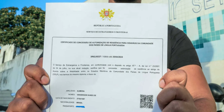 Alteração nos Títulos de Residência da CPLP é aprovada em Portugal. “Sai a folha A4 entra cartão com foto”
