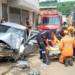 Motorista fica ferido após carro atingir coluna de casa em Manhuaçu