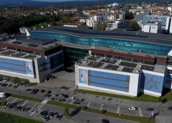 Tiroteio no Shopping Palácio do Gelo em Viseu deixa uma mulher de 44 anos morta e dois feridos