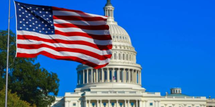 Profissões em alta: 5 carreiras que ajudam brasileiros a conquistar o Green Card nos EUA