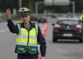 GNR registra mais de 900 infrações por “excesso de velocidade” em apenas dois dias em Portugal