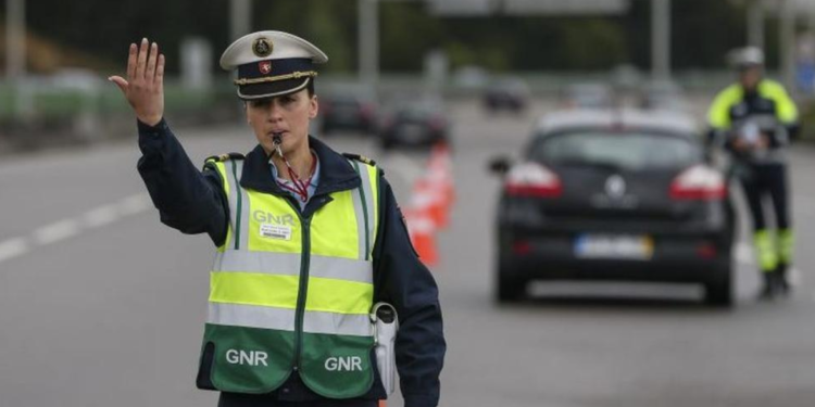 GNR registra mais de 900 infrações por “excesso de velocidade” em apenas dois dias em Portugal