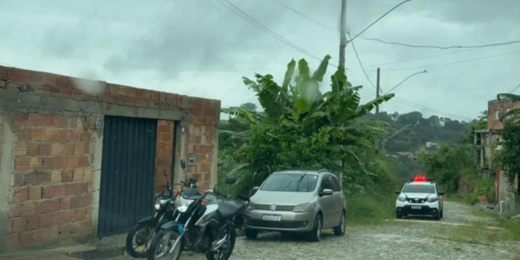 Mulher de 26 anos é presa em Ribeirão das Neves suspeita de envenenar namorado. “Ela queria casamento”