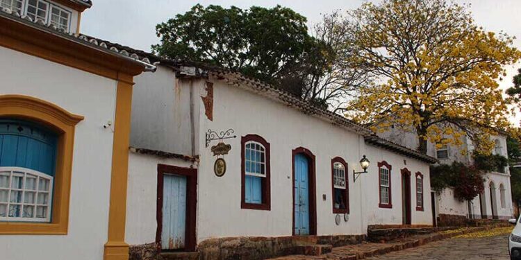 Descubra os encantos de Minas Gerais: 10 Motivos para visitar o estado. “O Trêm aqui é bão demais”